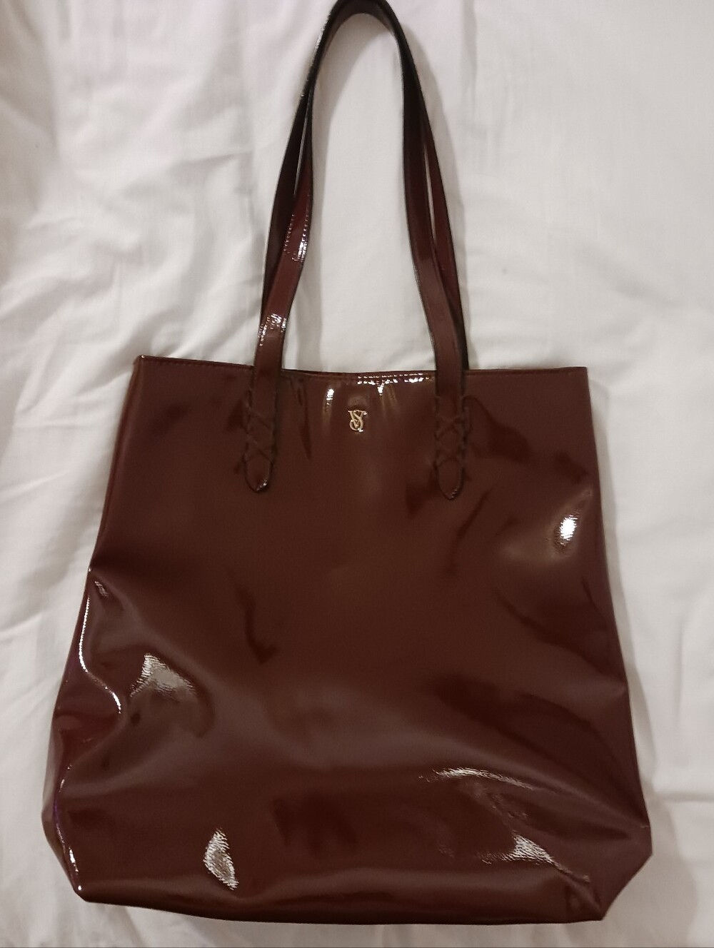 Victoria's Secret Patent Tote Bag in Deep Burgundy. Never Used - Picture 6 of 9